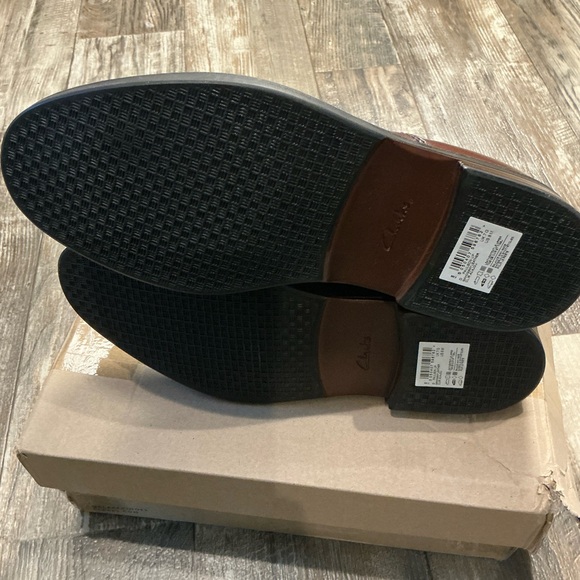 Clark’s Men's Brown Leather Chelsea Boots Size 8 - Picture 4 of 16